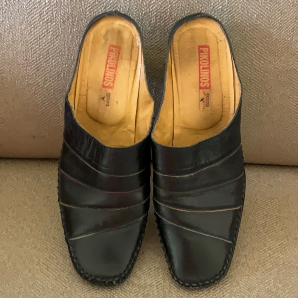 Black Pikolinos Shoes